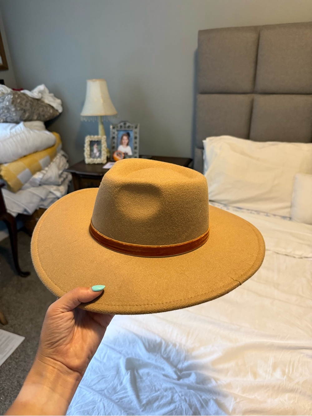 Women's Wide-Brim Fedora Hat in Camel with Velvet Band